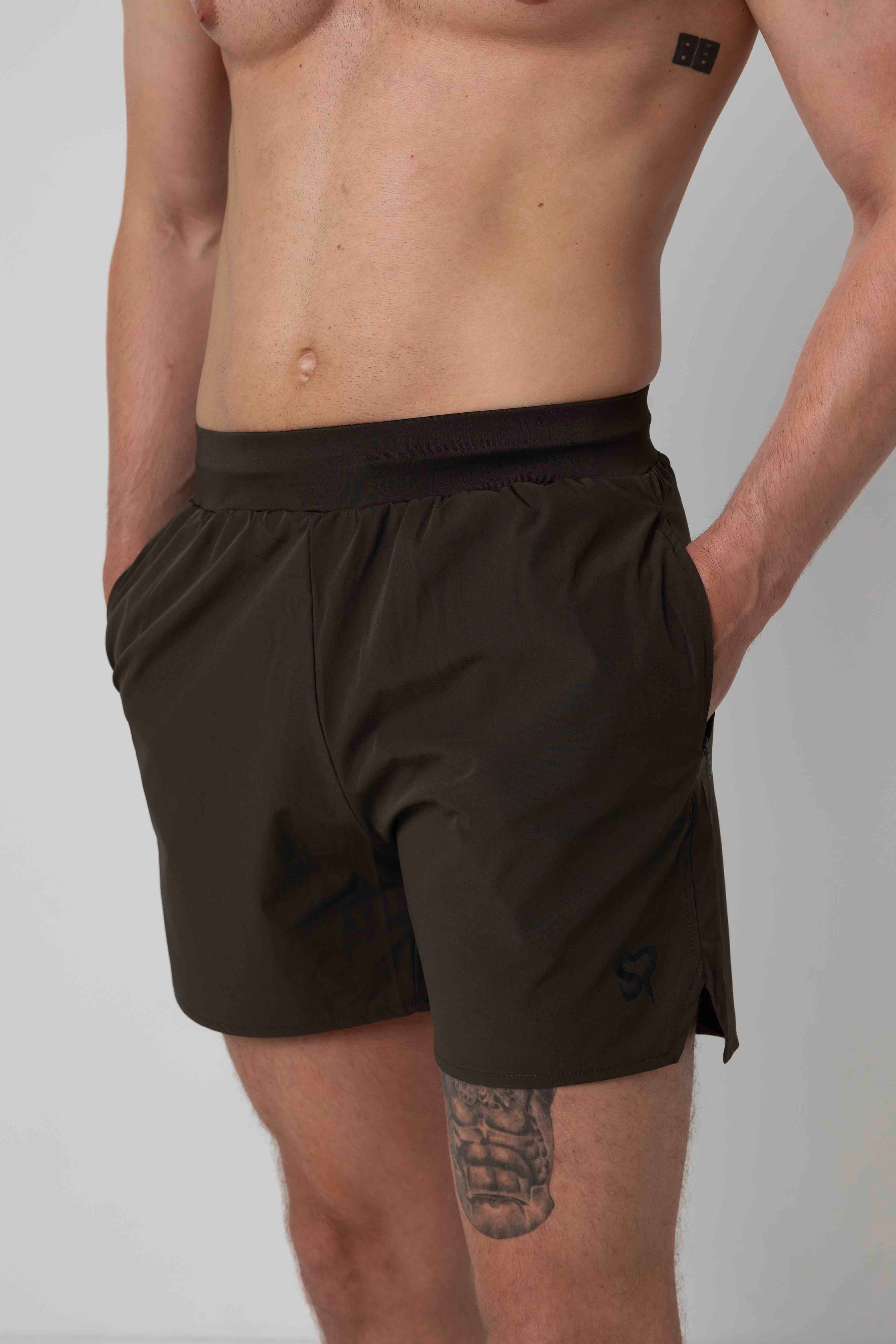 Endurance "5" Shorts - khaki